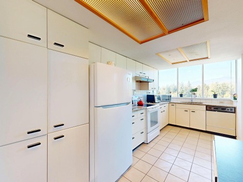 1005-995 Roche Point Drive, North Vancouver, BC 