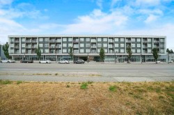 PH6-6283 Kingsway  Burnaby, BC V5J 0H3