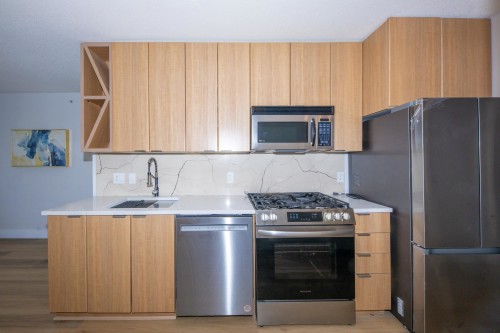 2103-1010 Richards Street, Vancouver, BC 