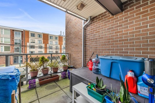 216-2888 2Nd Avenue E, Vancouver, BC 