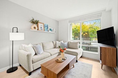 Th8-108 8Th Street E, North Vancouver, BC 