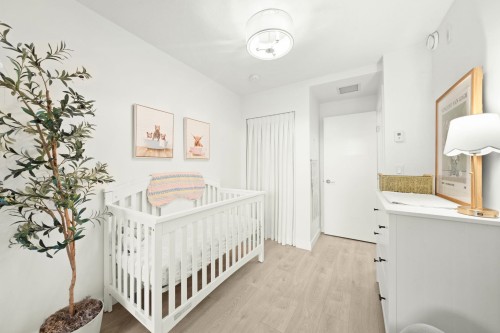 Th8-108 8Th Street E, North Vancouver, BC 