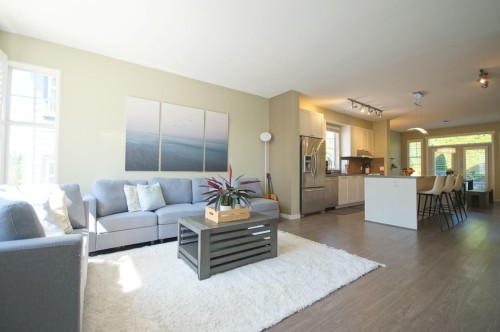 16-3470 Highland Drive, Coquitlam, BC 