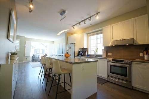 16-3470 Highland Drive, Coquitlam, BC 