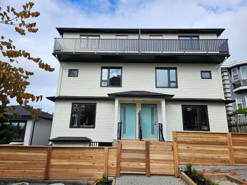 2-4211 Graveley Street, Burnaby, BC 