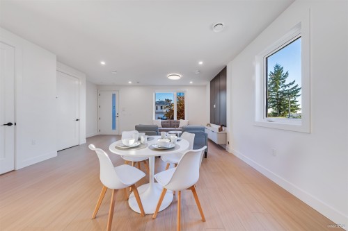 2-4211 Graveley Street, Burnaby, BC 