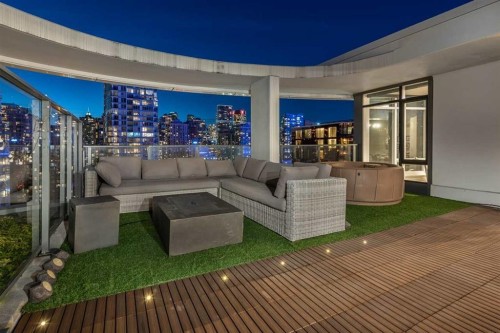 Ph2015-68 Smithe Street, Vancouver, BC 