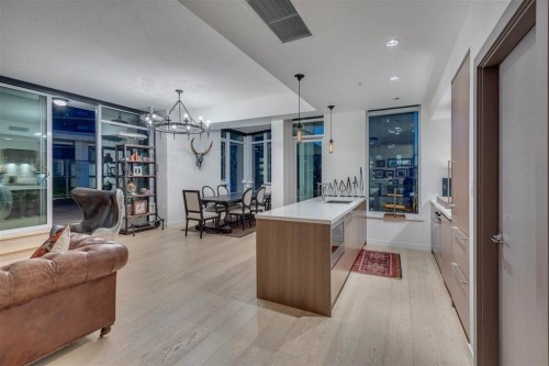 Ph2015-68 Smithe Street, Vancouver, BC 