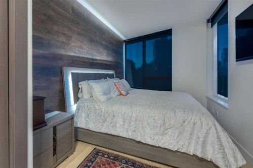 Ph2015-68 Smithe Street, Vancouver, BC 