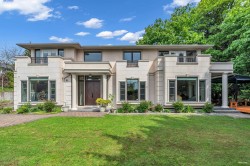 1835 Mathers Avenue  West Vancouver, BC V7V 2G6