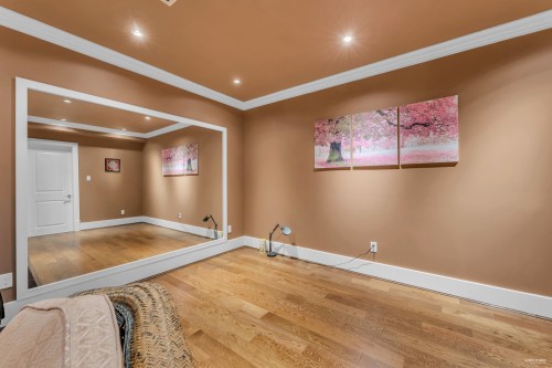 1835 Mathers Avenue, West Vancouver, BC 