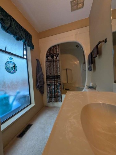 1498 Chamberlain Drive, North Vancouver, BC 