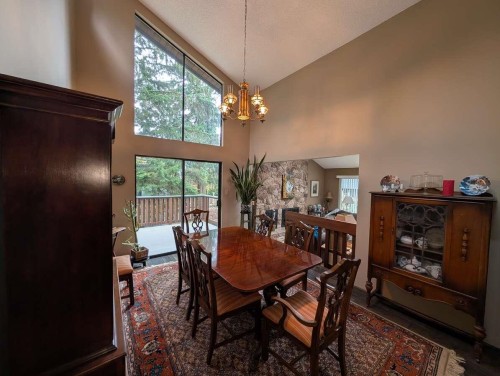 1498 Chamberlain Drive, North Vancouver, BC 