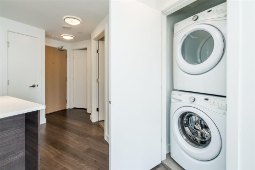 711-3557 Sawmill Crescent, Vancouver, BC 