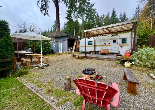 962 Cemetery Road, Gibsons, BC 