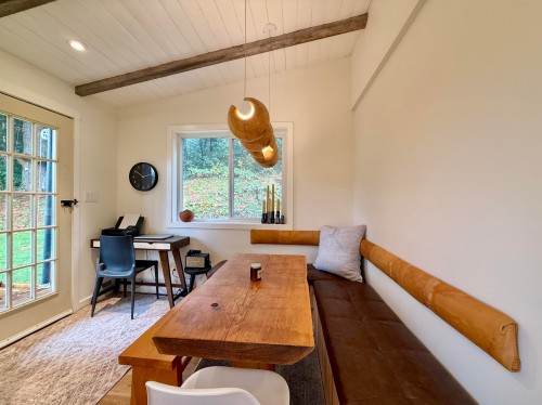 962 Cemetery Road, Gibsons, BC 