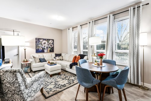 102-12040 222 Street, Maple Ridge, BC 