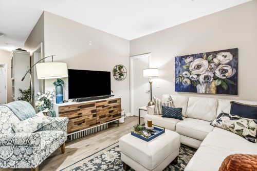 102-12040 222 Street, Maple Ridge, BC 