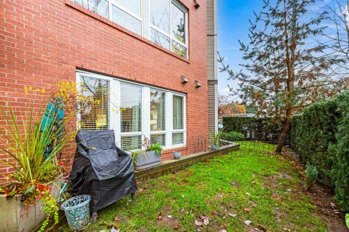 102-12040 222 Street, Maple Ridge, BC 