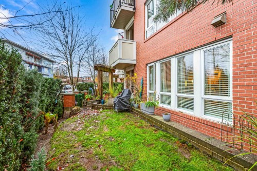 102-12040 222 Street, Maple Ridge, BC 