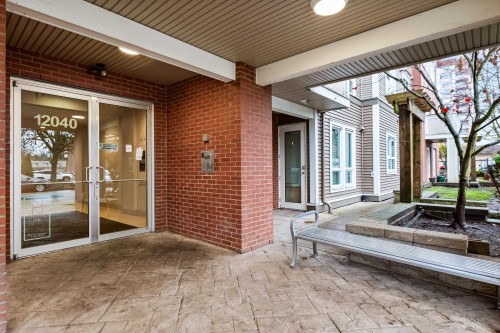 102-12040 222 Street, Maple Ridge, BC 