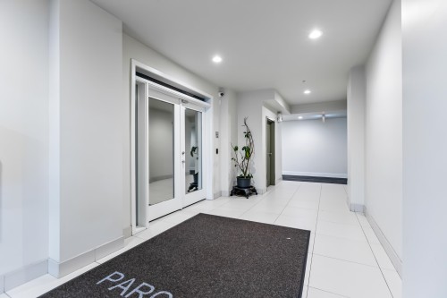 102-12040 222 Street, Maple Ridge, BC 