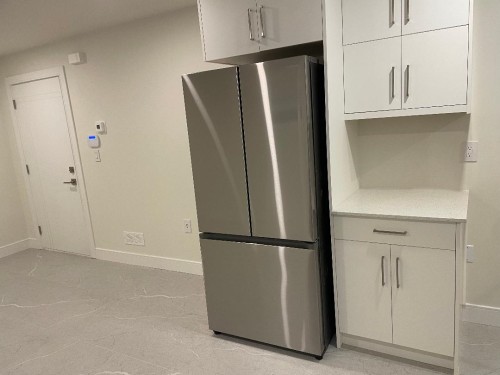 452 16 Street East Street, North Vancouver, BC 