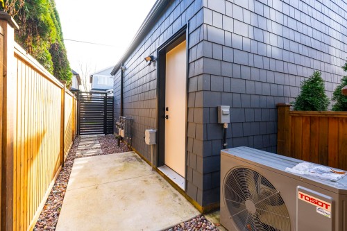 2-2764 14Th Avenue W, Vancouver, BC 