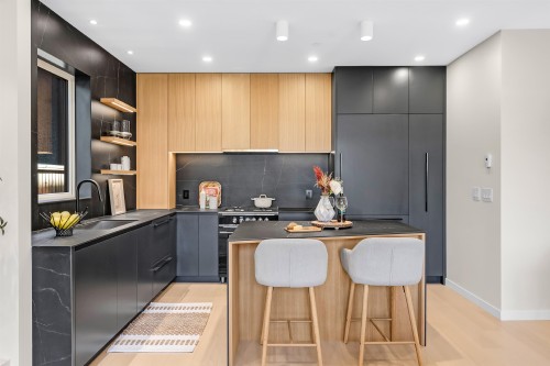 2-2764 14Th Avenue W, Vancouver, BC 