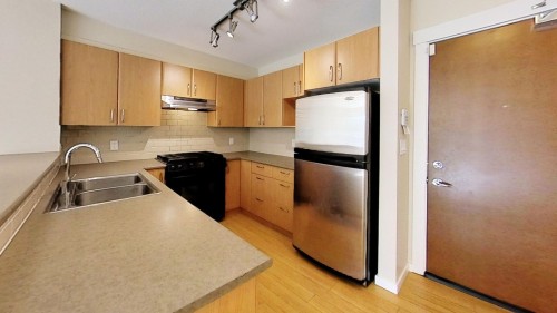 4783 Dawson Street, Burnaby, BC 