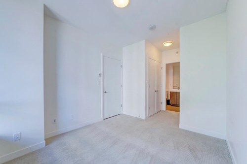 9Xx-9060 University Crescent, Burnaby, BC 