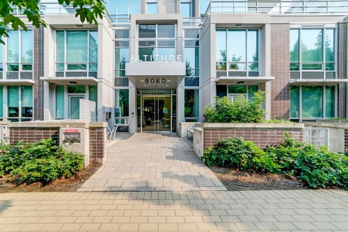 9Xx-9060 University Crescent, Burnaby, BC 