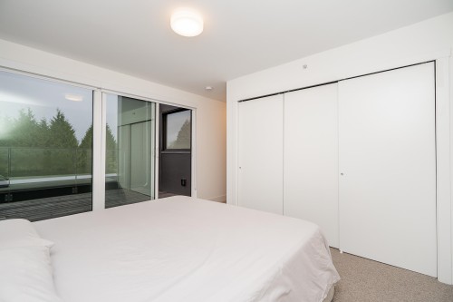 6840 Oak Street, Vancouver, BC 