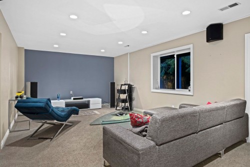 4641 Woodburn Road, West Vancouver, BC 