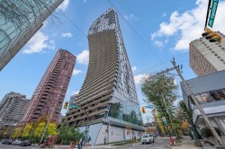 804-1568 Alberni Street  Vancouver, BC V6G 0E3
