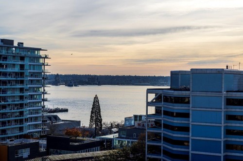 902-175 1St Street W, North Vancouver, BC 