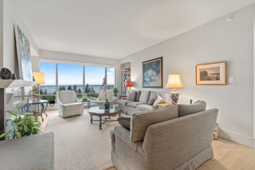 201-3105 Deer Ridge Drive, West Vancouver, BC 