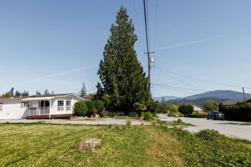 760 Hillcrest Road, Gibsons, BC 