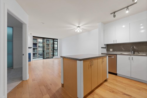 805-175 1St Street W, North Vancouver, BC 