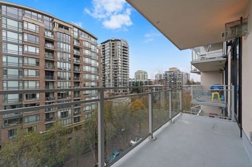 805-175 1St Street W, North Vancouver, BC 