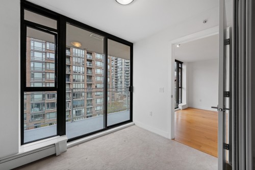 805-175 1St Street W, North Vancouver, BC 