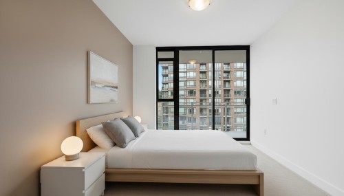 805-175 1St Street W, North Vancouver, BC 