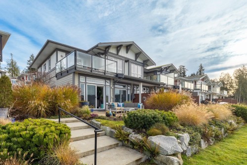 5937 Beachgate Lane, Sechelt, BC 