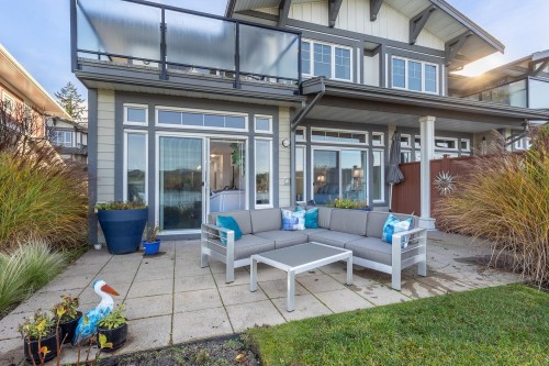 5937 Beachgate Lane, Sechelt, BC 