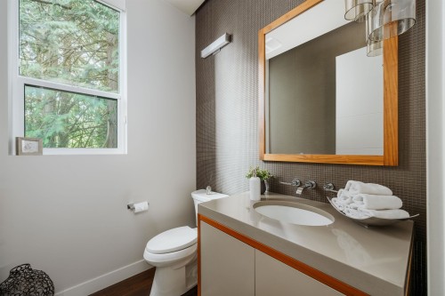 10043 246B Street, Maple Ridge, BC 