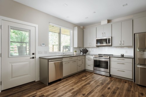 10043 246B Street, Maple Ridge, BC 