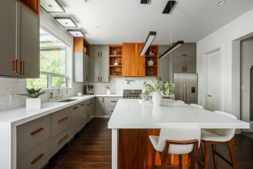 10043 246B Street, Maple Ridge, BC 