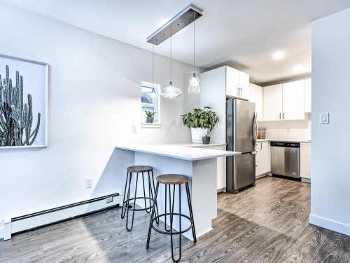 303-4625 Grange Street, Burnaby, BC 