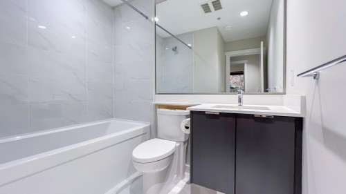 115-9233 Odlin Road, Richmond, BC 