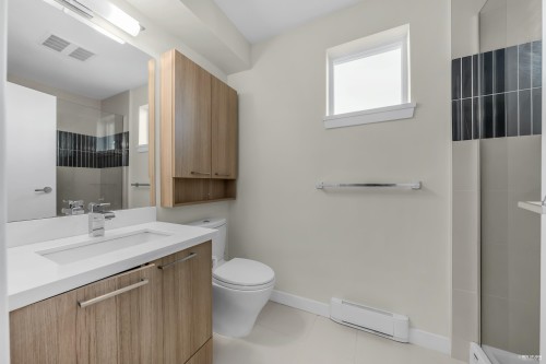 201-618 Langside Avenue, Coquitlam, BC 